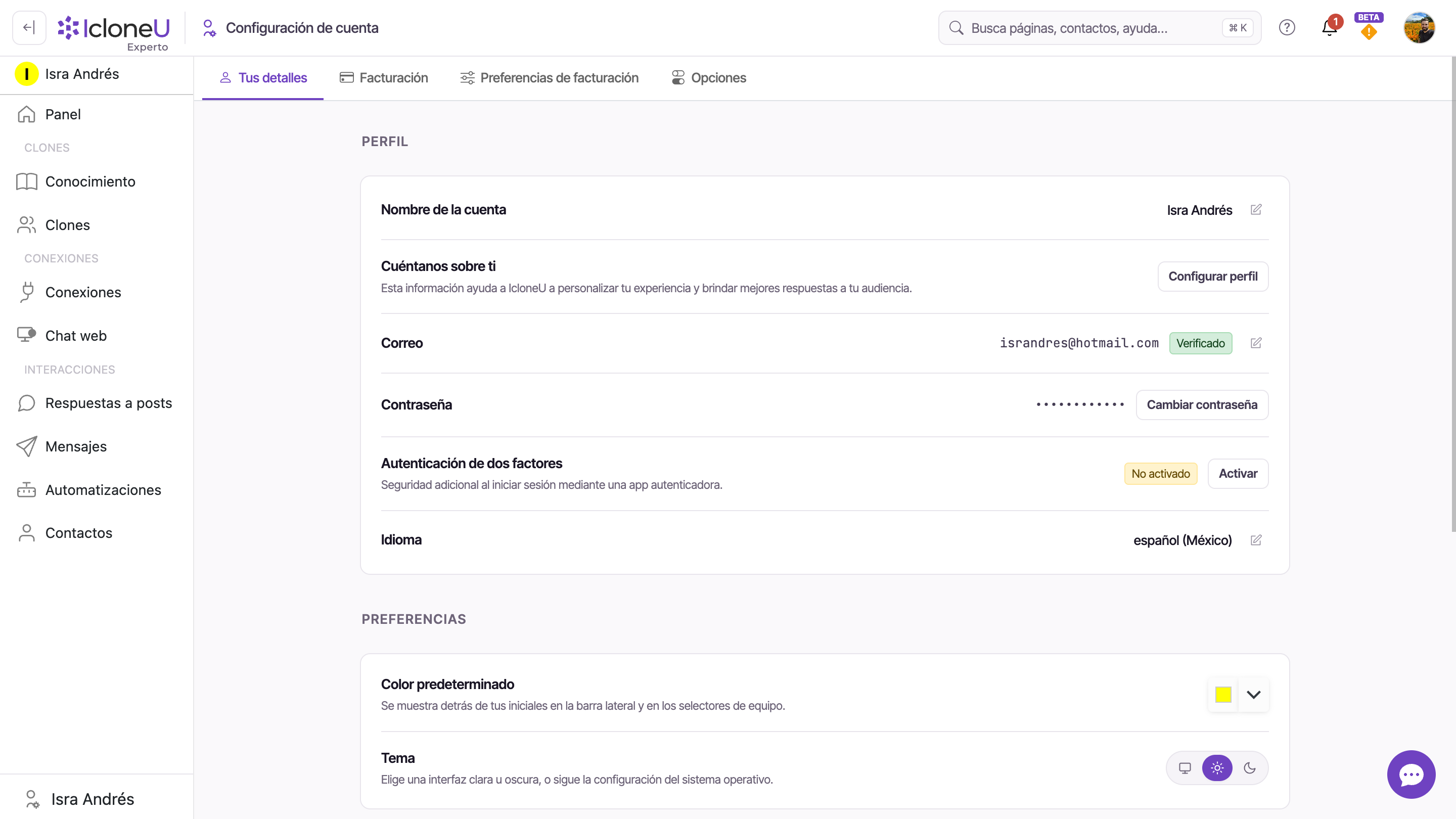 El banner «Cuéntanos sobre ti» en Configuración de cuenta > Tus detalles, con el botón «Configurar perfil» resaltado
